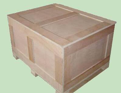 你想應(ying)用木箱包裝(zhuang)得話，先盡量(liàng)考慮到成本(běn)費和運送難(nán)題